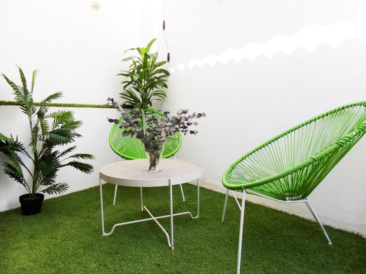 The Loft Deluxe Apartment Малага Екстериор снимка